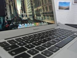 Saingi Chromebook dan PC Windows, Apple Siap Produksi Laptop Macbook Murah
