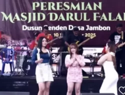 Geger! Peresmian Masjid di Temanggung Jateng Dimeriahkan Biduan Dangdut Seksi