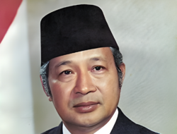 Sarmuji Puji Prabowo: Gelar Pahlawan Nasional Untuk Soeharto dan Gus Dur Simbol Rekonsiliasi Nasional