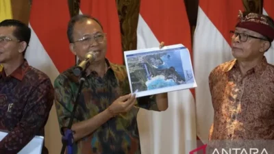 Gubernur Bali Perintahkan Penghentian Pembangunan Lift Kelingking