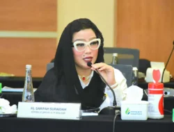 Sarifah Suraidah Perjuangkan Perbaikan Jalan Rusak Yang Hambat Akses Warga Kaltim