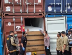 Geger! Aparat Gabungan Sita 87 Kontainer Ekspor Ilegal CPO, Negara Terancam Rugi Ratusan Miliar