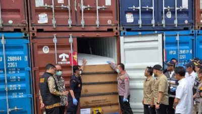 Geger! Aparat Gabungan Sita 87 Kontainer Ekspor Ilegal CPO, Negara Terancam Rugi Ratusan Miliar