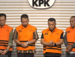 KPK Amankan Senpi dalam Penggeledahan Sejumlah Lokasi terkait Korupsi Pemkab Ponorogo