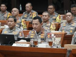 Polisi ‘Kepung’ Komite Reformasi Polri