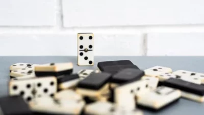 MUI Tegaskan Domino Halal Selama Tak Ada Unsur Perjudian dan Tak Ganggu Ibadah