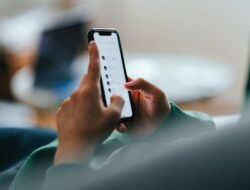 Komdigi Ancam Blokir WhatsApp, Telegram Hingga Discord Jika Konten Negatif Tak Turun