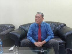 Rakyat Bertahan di Tengah Ekonomi Sulit