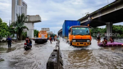 Waspada! Ini 9 Daerah Rawan dan Langganan Banjir di Jakarta