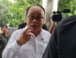 Muslim Arbi: APH Tak Perlu Takut Proses Budi Arie Setiadi Karena Tidak Punya Backing Penguasa Lagi