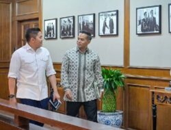 Ketum KADIN Indonesia Anindya Bakrie Kunjungi Seskab Teddy Indra Wijaya, Bahas Quick Win Hingga Kopdes Merah Putih