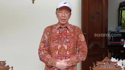 Punya Bukti Baru Dari Buku Sri Adiningsih, Bambang Tri Siap Jadi Saksi Sidang Ijazah Jokowi