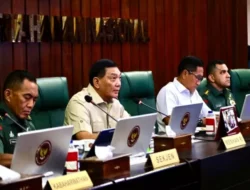 Menhan Sjafrie Sjamsoeddin Minta Jajarannya dan TNI Bersiap Untuk Perang Berlanjut