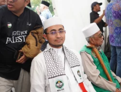 FPI Nilai Pandji Pragiwaksono Menistakan Shalat, Desak Proses Hukum dan Sensor Netflix