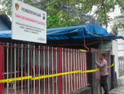 Polrestabes Surabaya Segel Kantor Ormas Madas Yang Diduga Terlibat Mafia Tanah