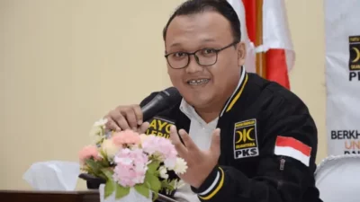 Sekjen PKS Soroti Kritik Demokrasi Ala Komika Pandji Pragiwaksono: Pahit Namun Menyehatkan!