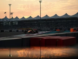Lando Norris Masih Dominan di FP2 F1 GP Abu Dhabi, Oscar Piastri Terlempar Keluar 10 Besar