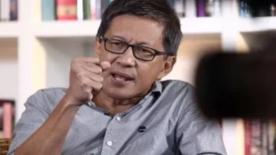 Cerita Rocky Gerung Pernah Bantu Prabowo ‘Serang Balik’ Jokowi Dengan Buku Francis Fukuyama
