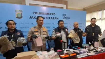 Konten Kreator Jaksel Ditangkap Polisi Usai Berkebun Ganja di Jagakarsa, Diproduksi Jadi Narkoba Cair