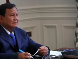Politik Luar Negeri Prabowo: Tak Ikut Blok Manapun, Harus Siap Hadapi Dunia Sendiri!