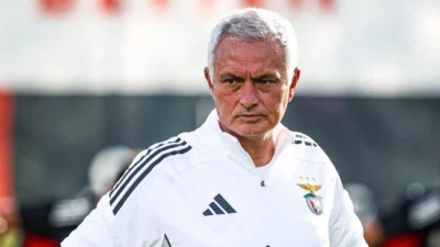 Bantah Balik Lagi Melatih Real Madrid, Ini Jawaban Menohok Jose Mourinho