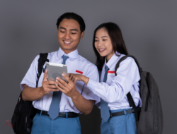 Disdik Jakarta Larang Siswa SD Hingga SMA Gunakan Smartphone dan Smartwatch Selama Jam Sekolah