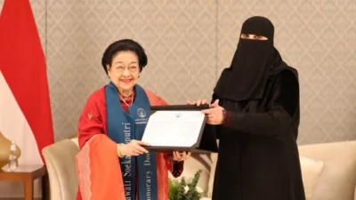 Megawati Soekarnoputri Terima Gelar Doktor Kehormatan dari Princess Nourah University Arab Saudi