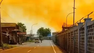 Gas Bocor Dari Gudang Kimia PT Vopak di Cilegon Banten, Sejumlah Warga Sesak Nafas