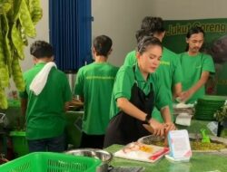 2 Bulan Usai Epy Kusnandar Meninggal, Warung Jukut Miliknya Makin Ramai dan Omzetnya Meroket