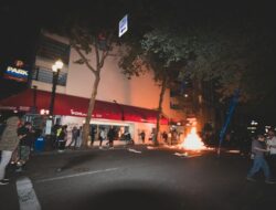 Apa Hukumnya Merusak Fasilitas Umum dalam Islam?
