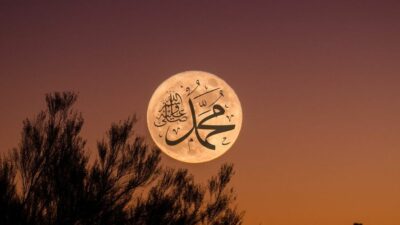 Teladan Akhlak Nabi Muhammad SAW Saat di Rumah: Bantu Istri dan Shalat Tepat Waktu