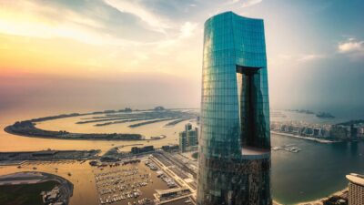 Hotel Tertinggi ini Terletak di Dubai, Punya 82 Lantai Tinggi 377 Meter