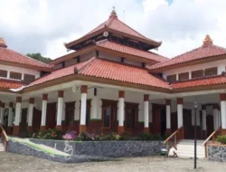 5 Destinasi Wisata Religi di Tegal Tawarkan Ketenangan Iman Bagi Muslim