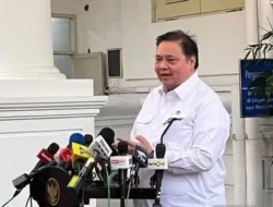 Menko Airlangga Hartarto Siapkan Skema WFH Untuk Tekan Dampak Meroketnya Harga Minyak