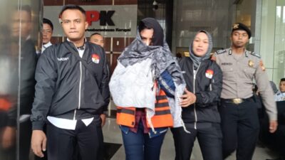 Bupati Pekalongan Fadia Arafiq Ngaku Bersama Gubernur Jateng Ahmad Luthfi Saat Digerebek KPK