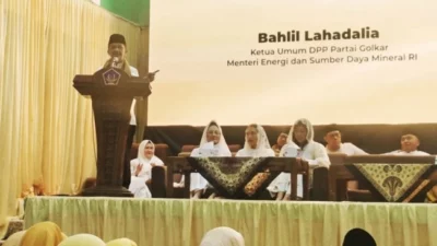Bahlil Lahadalia Cerita Masa Lalu di Depan Para Santri: Yang Cepat Bakal Kalahkan Yang Lambat