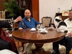 Potret Kehangatan Lebaran Presiden Prabowo: Makan Bareng Titiek Soeharto, Didit Hingga Bobby Kertanegara