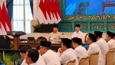 Tiru Pakistan, Prabowo Kaji Opsi Pengurangan Hari Kerja ASN dan Efisiensi Belanja