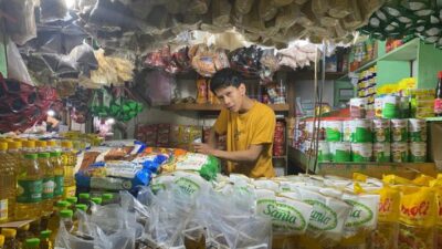 Biaya Hidup Masyarakat Meroket! Harga Minyak Meroket, Rupiah Tembus Rp. 17.000