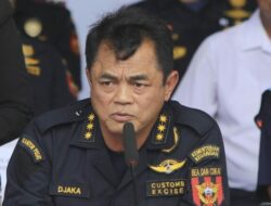 KPK Buka Peluang Panggil Dirjen Bea Cukai Djaka Budi Utama Terkait Skandal Suap Impor Barang KW