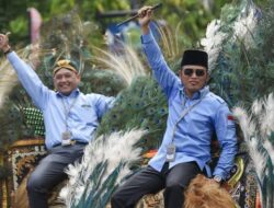 Gubernur Kaltim Rudy Mas’ud Minta Maaf dan Batalkan Mobil Dinas Rp. 8,5 Miliar