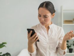 Segera Cek! Ini 10 Hal Tersembunyi Yang Bikin Baterai Ponsel Boros dan Cepat Habis