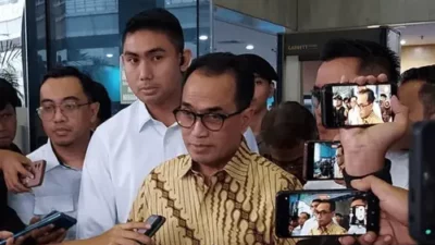 KPK Beri Sinyal Kuat Bakal Tersangkakan Eks Menhub Budi Karya Sumadi di Skandal Jalur Kereta Api DJKA