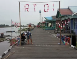 Saksikan Pesut Mahakam Hingga Selami Kearifan Lokal di Desa Wisata Pela, Kutai Kartanegara