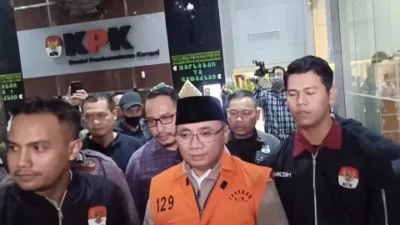 KPK Kembalikan Penahanan Yaqut ke Rutan, Pemeriksaan Kesehatan Masih Berlangsung