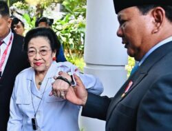 PDIP Ungkap Isi Pertemuan Prabowo dengan Megawati di Istana Negara