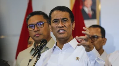 Rekor! Mentan Amran Sulaiman Ungkap Stok 5 Juta Ton Beras Tertinggi Sepanjang Sejarah Indonesia