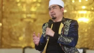Ustadz Solmed Tepis Tudingan Kasus Pelecehan Skes Sesama Jenis Inisial SAM: Nama Saya SMM!