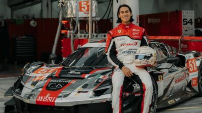 Seru! Pembalap Indonesia Sean Gelael Pernah Menang Duel Lawan Valentino Rossi di Sirkuit Imola, Italia