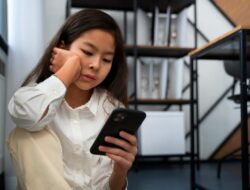 Akun Roblox, TikTok dan YouTube Milik Anak Resmi Diblokir Mulai 28 Maret 2026
